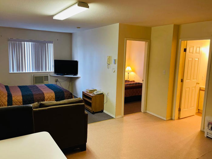 Best Budget Hotel in Quesnel, BC